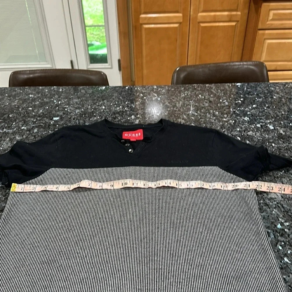 Guess men’s T Shirt - Picture 3 of 7